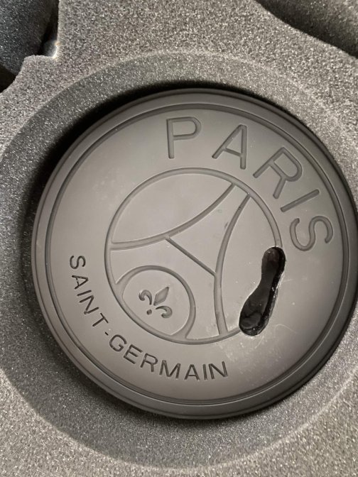 Statuette Ibrahimovic, coffret Collector PSG et livre Backstage