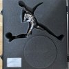 Statuette Ibrahimovic, coffret Collector PSG et livre Backstage
