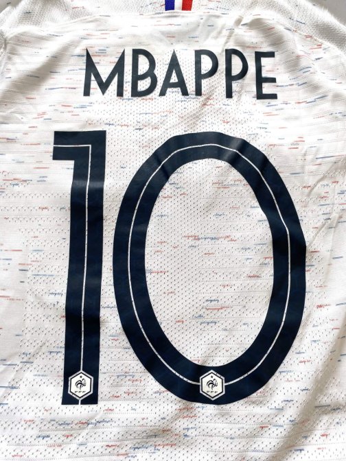 Maillot Nike authentique France FFF Mbappé Cdm 2018 Away VaporJoueur Taille M FLOCAGE Maillot Nike authentique France FFF Mbappé Cdm 2018 Away Vapor/Joueur/ Taille M