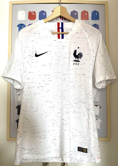 Maillot Nike authentique France FFF Mbappé Cdm 2018 Away VaporJoueur Taille M RECTO Maillot Nike authentique France FFF Mbappé Cdm 2018 Away Vapor/Joueur/ Taille M