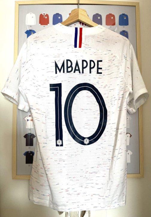 Maillot Nike authentique France FFF Mbappé Cdm 2018 Away VaporJoueur Taille M verso Maillot Nike authentique France FFF Mbappé Cdm 2018 Away Vapor/Joueur/ Taille M