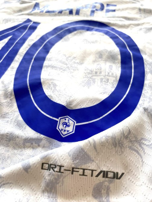 Maillot Nike authentique France 🇫🇷 FFF Mbappe Away 2022 taille S