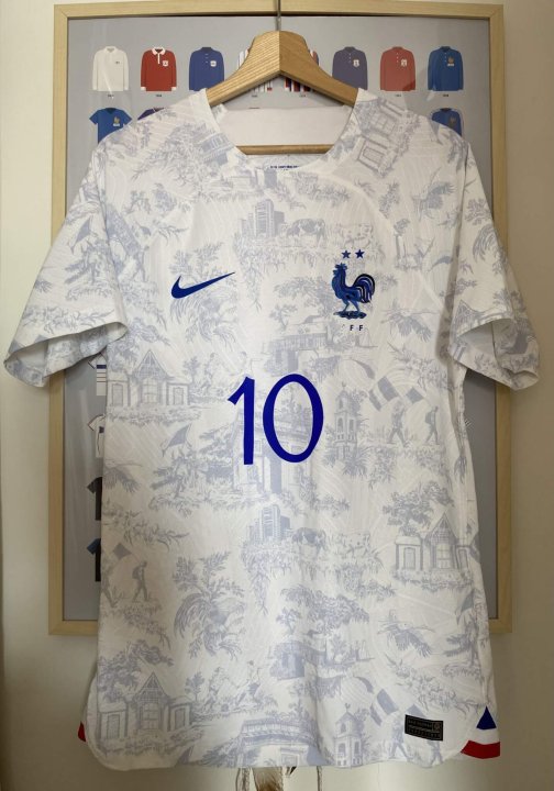 Maillot Nike authentique France 🇫🇷 FFF Mbappe Away 2022 taille S