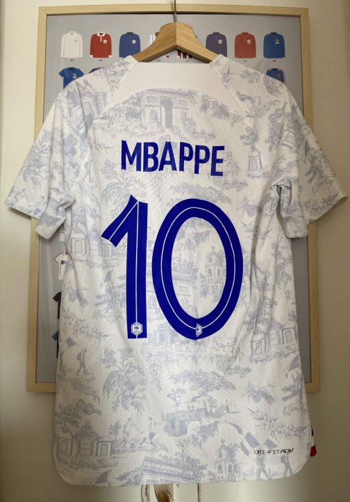 Maillot Nike authentique France 🇫🇷 FFF Mbappe Away 2022 taille S