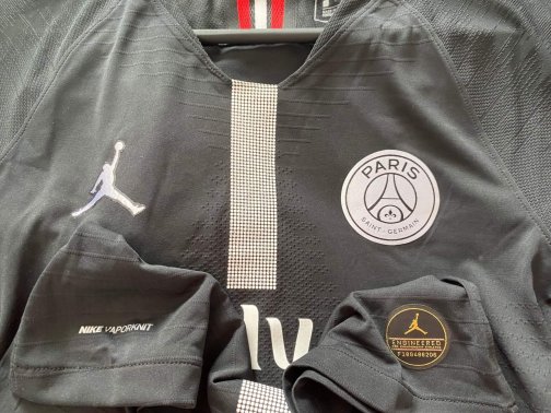 Maillot Jordan Stock Pro PSG Third 20182019, Taille S, Neuf engineered Maillot Jordan Stock Pro PSG Third 2018/2019, Taille S, Neuf