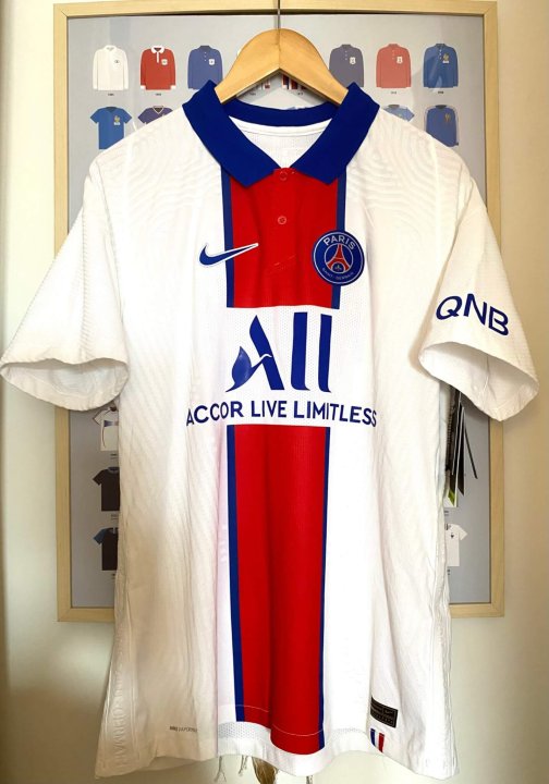 Maillot Nike authentique vapor PSG kimpembe Away 2020/2021 taille L