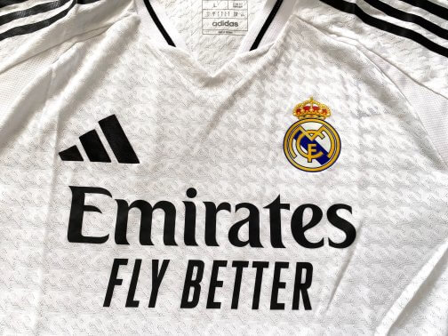 Maillot Adidas Real Madrid Authentic Home 2024/2025 Taille L